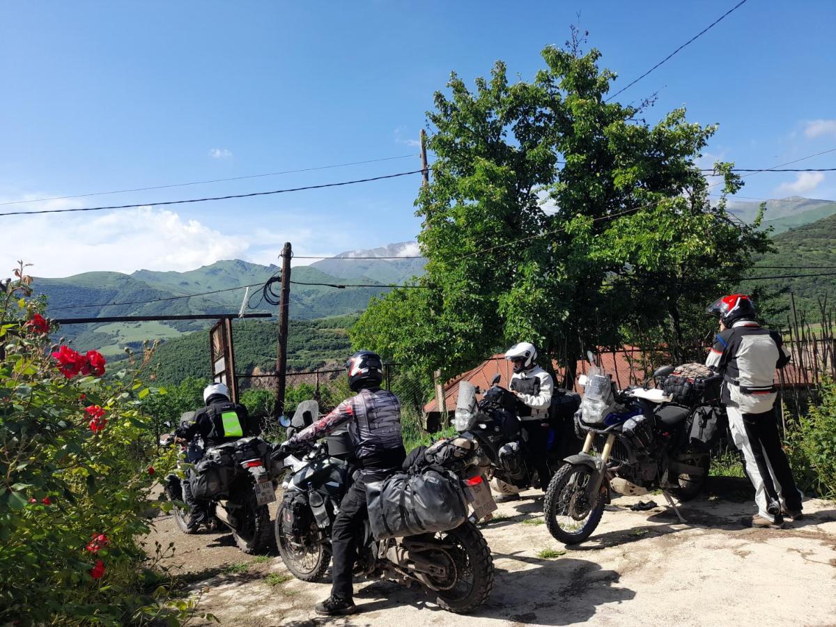 Alex Bnb Tat'ev Ngoại thất bức ảnh